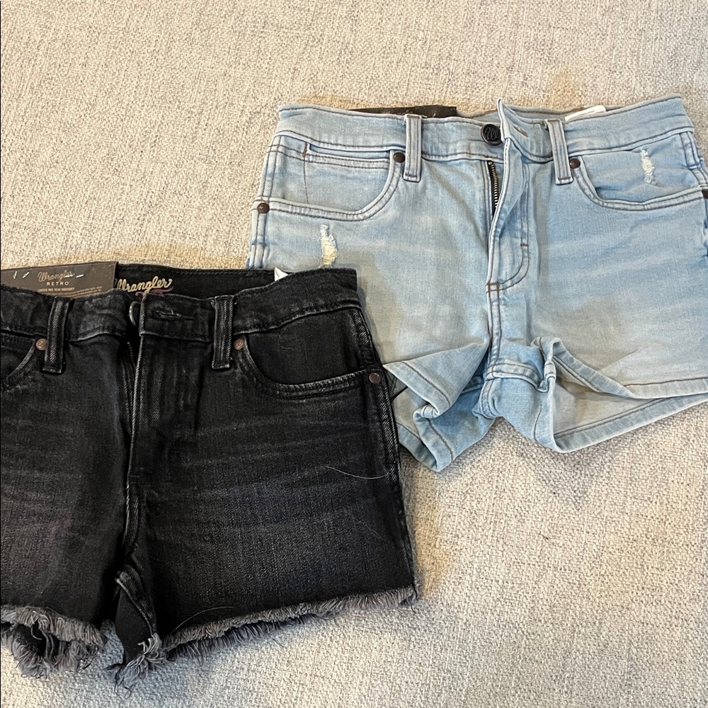 Wrangler Women's Jean Shorts - Black and Light Blue; Wrangler top included